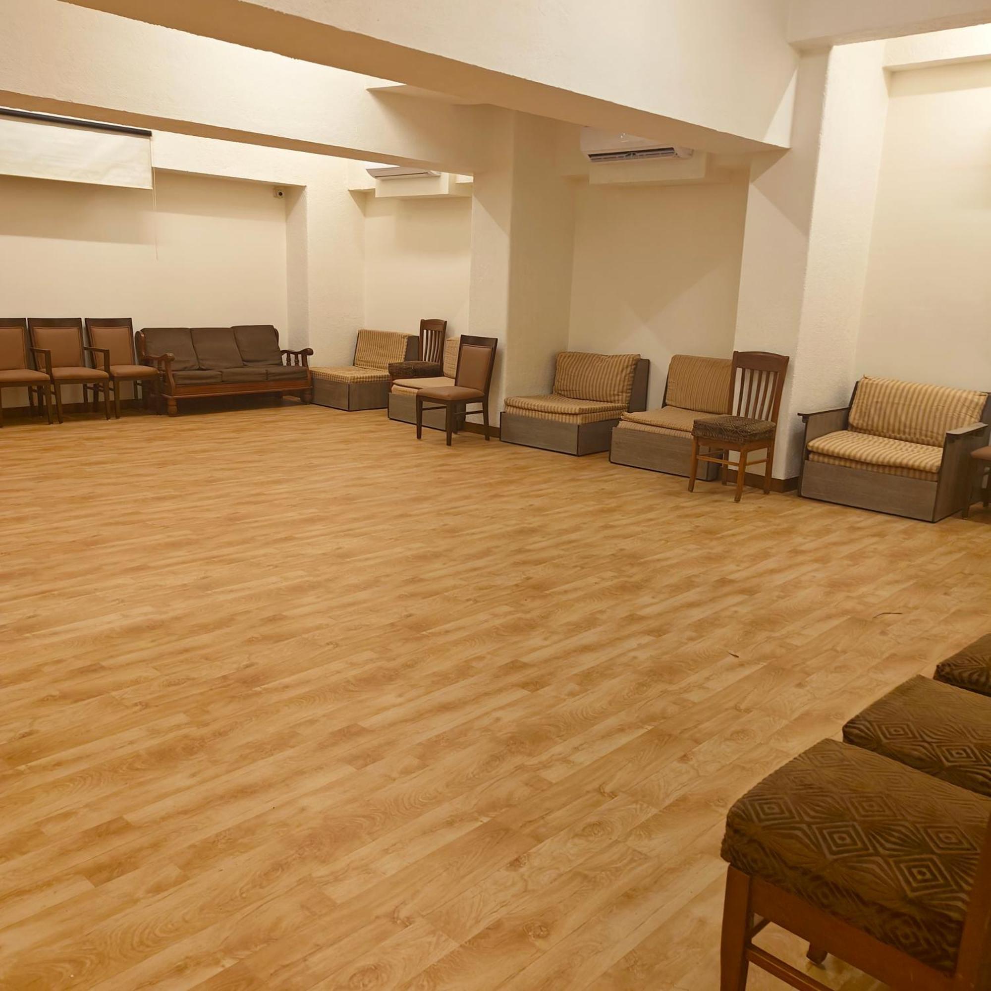 Tuliip Residency Hotel Mumbai Exterior photo