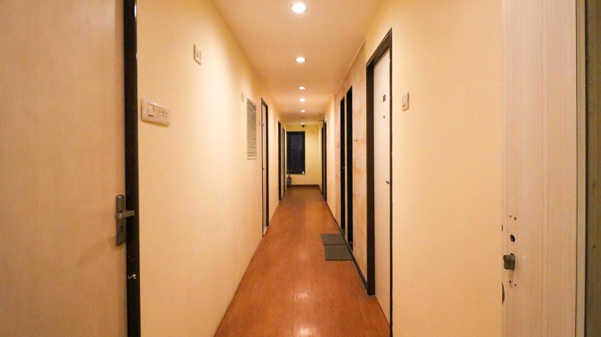 Tuliip Residency Hotel Mumbai Exterior photo